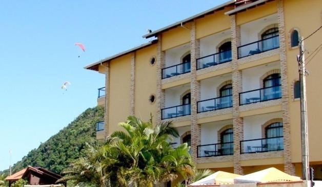 Hotel Joao De Barro 3*