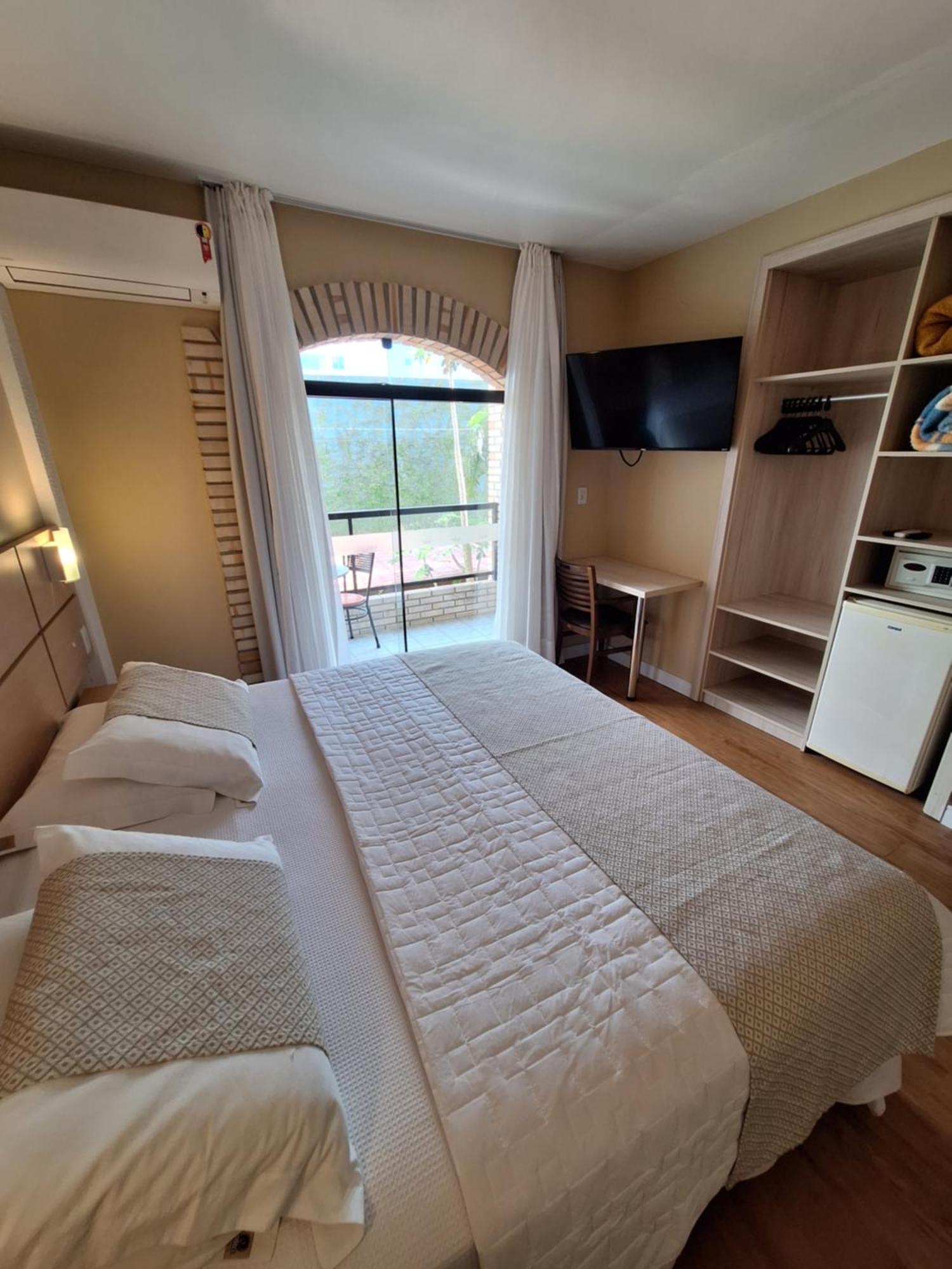Hotel Joao De Barro 3*
